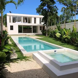 Villa 11br I Hacienda Zalama 