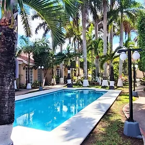Tulipanes , Cancún Meksyk